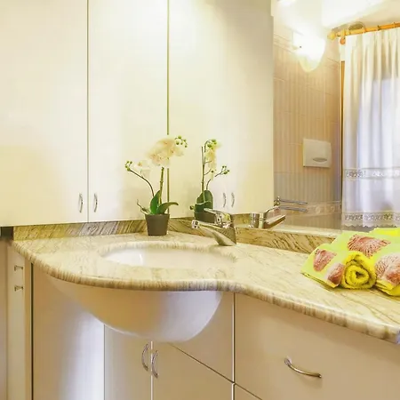 Apartment Moise Venice